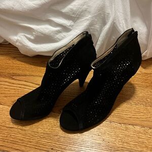 INC International Concepts Black Suede open toe Ankle Boots size 9M